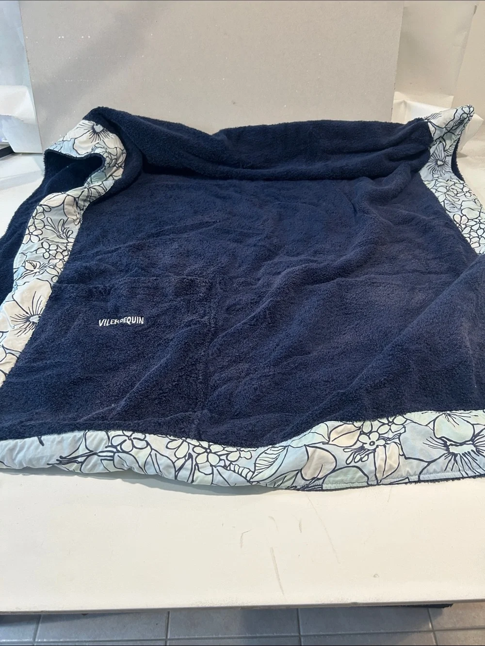 Vilebrequin Navy Beach Towel with Floral Trim